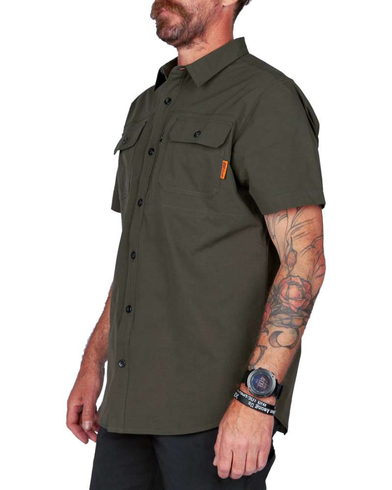 Thunderbolt S/S Men’s Calm Classic Button-Down
